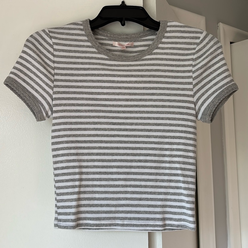 Pacsun Lottie West White and Gray Cuffed Sleeve Crop Tee
